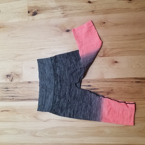 Active Leggings - Picture 3 of 4